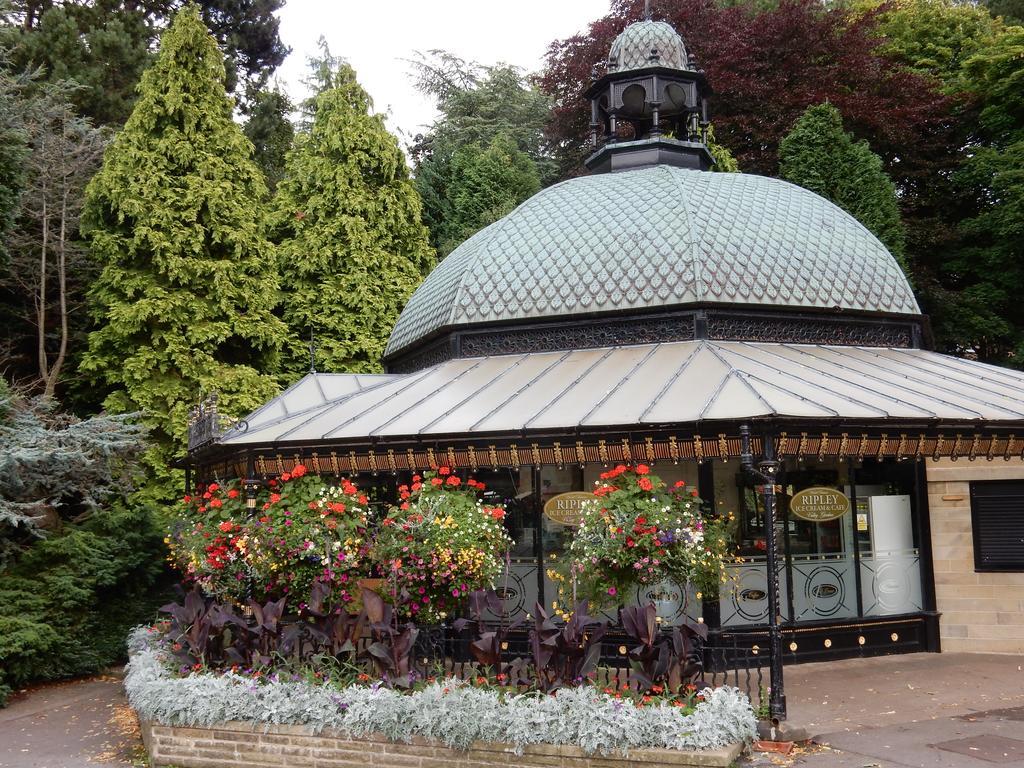 Springdale Guest House Harrogate Extérieur photo